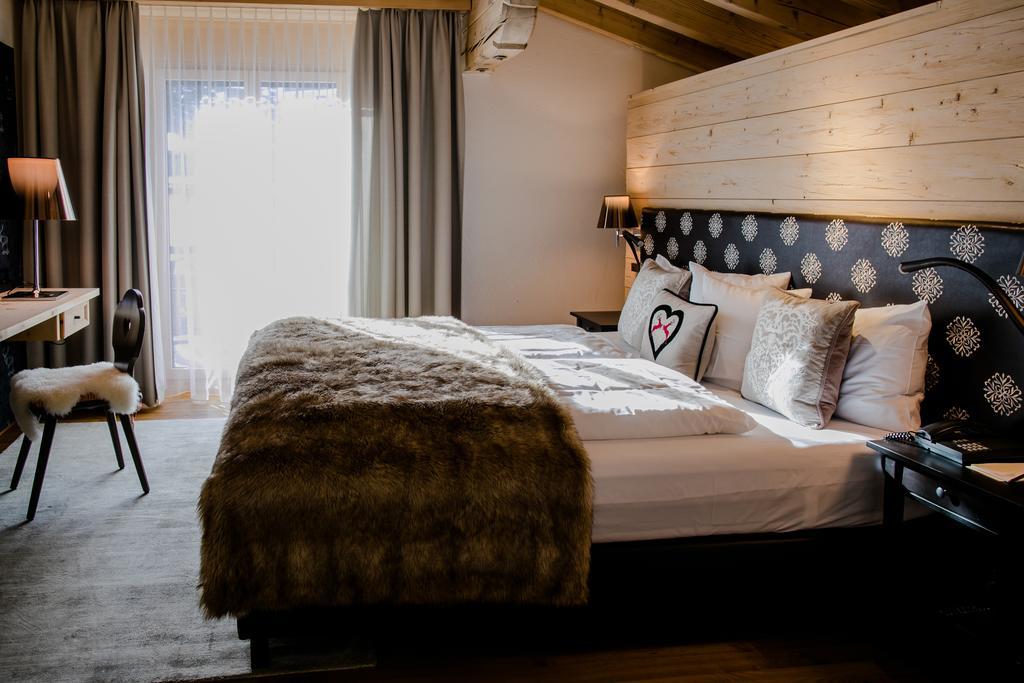 Hotel Piz Buin Klosters-Serneus Extérieur photo