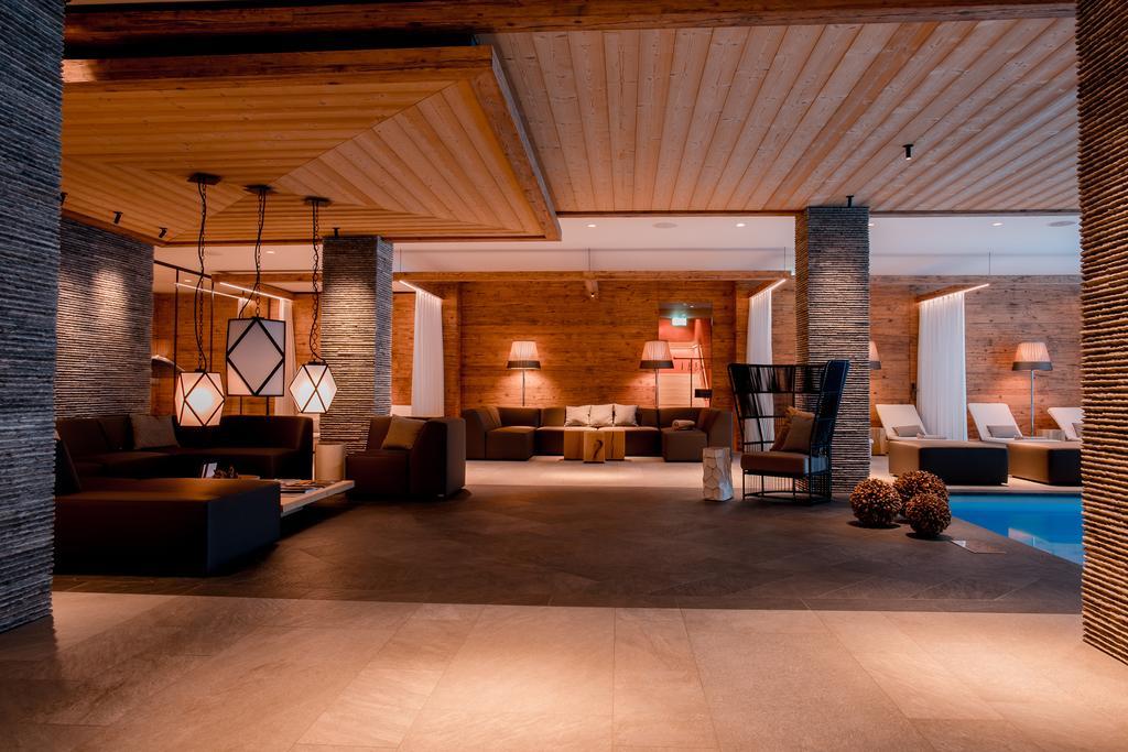 Hotel Piz Buin Klosters-Serneus Extérieur photo